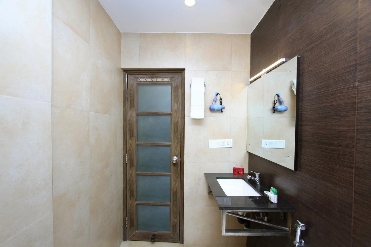 Oyo 7463 Leo Suites Μπανγκαλόρ Εξωτερικό φωτογραφία